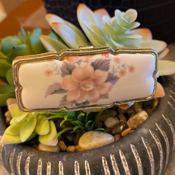 𝅺💖vintage Lipview lip mirror, with floral cover holder with vanity mirror - Picture 8 of 8